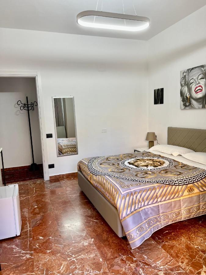 Rooms Lungomare Crotone Dış mekan fotoğraf